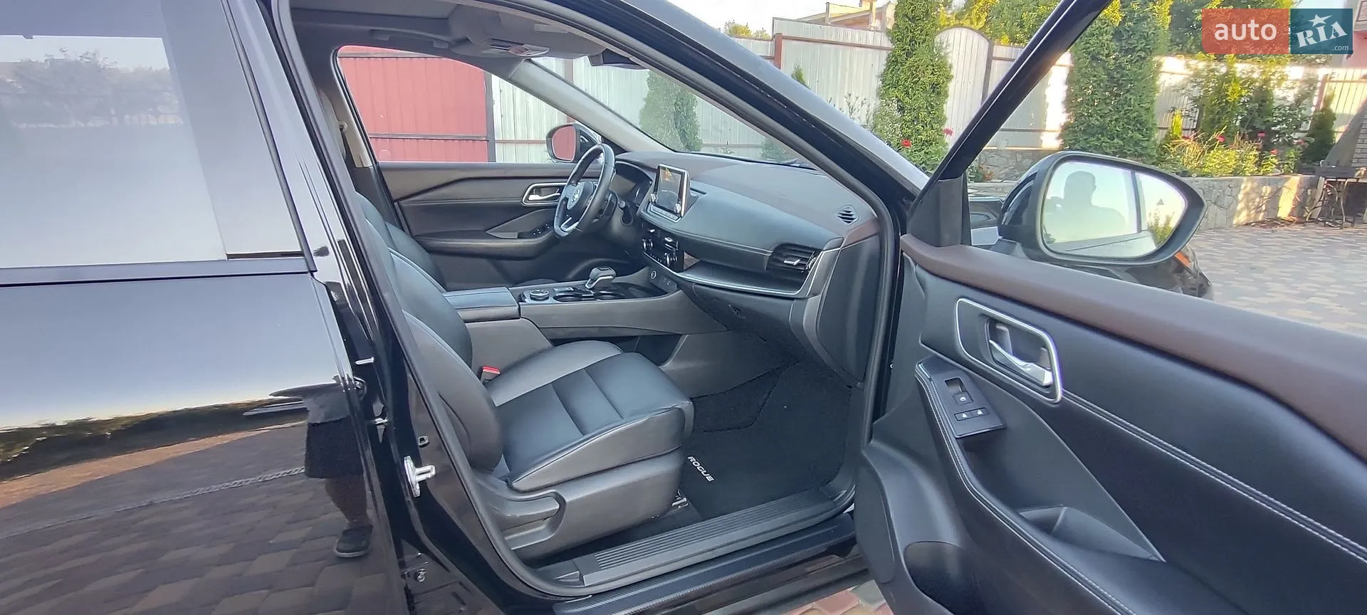2021 Nissan Rogue - мініатюра 3