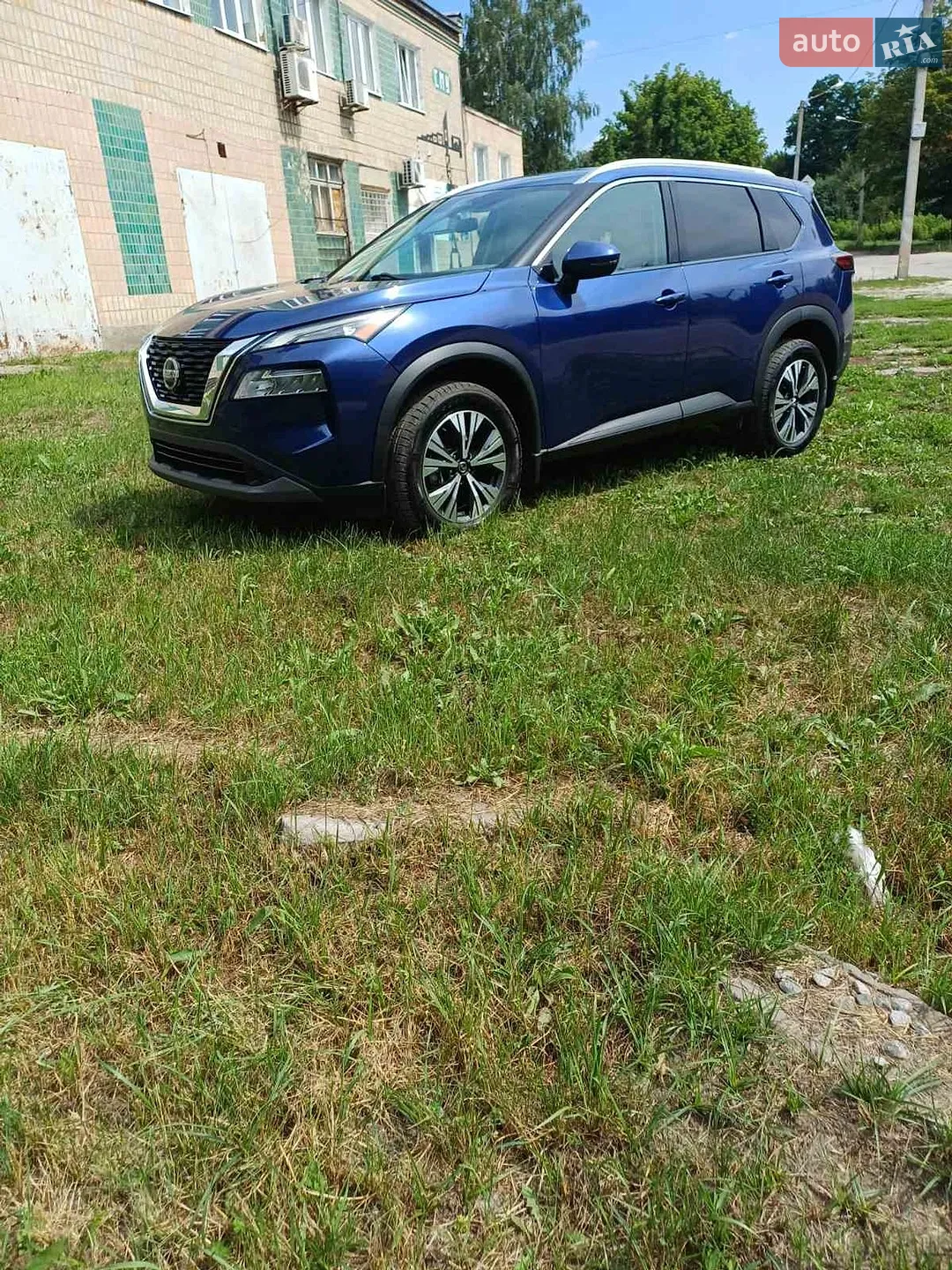 2021 Nissan Rogue - мініатюра 2
