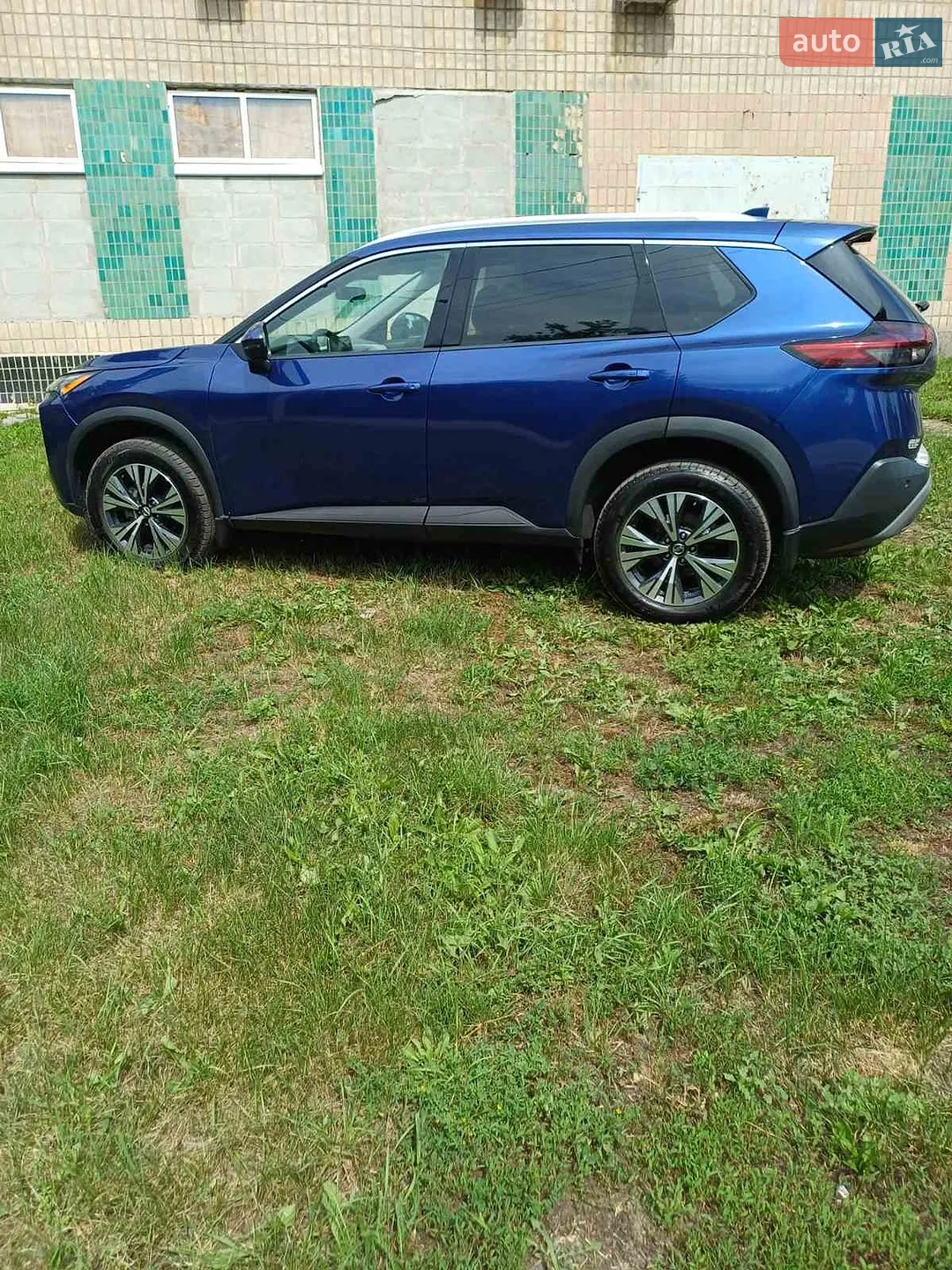 2021 Nissan Rogue - мініатюра 4