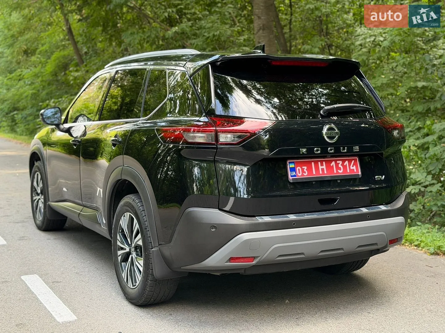 2021 Nissan Rogue - мініатюра 16