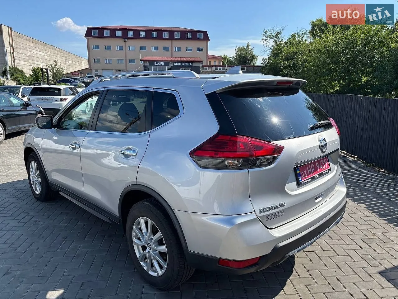 2016 Nissan Rogue - мініатюра 4