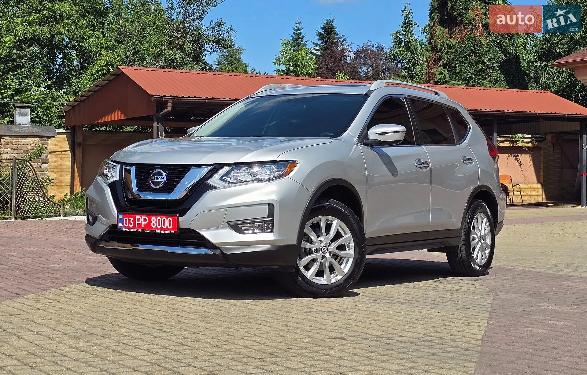 2017 Nissan Rogue - мініатюра 2