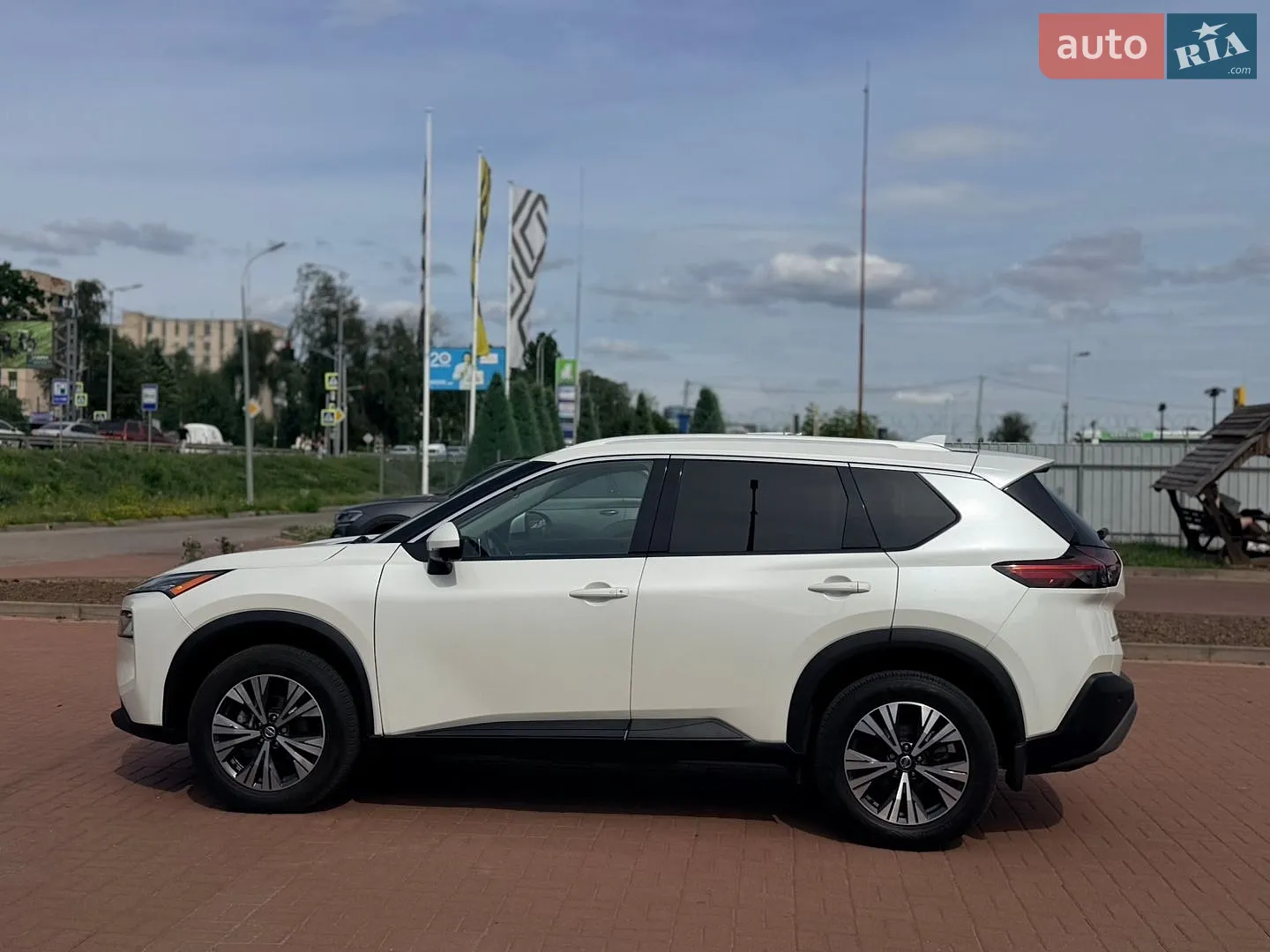 2020 Nissan Rogue - мініатюра 18