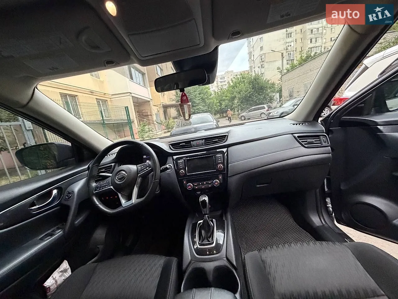 2019 Nissan Rogue - мініатюра 8