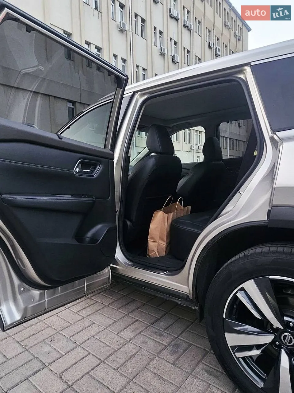 2021 Nissan Rogue - мініатюра 7