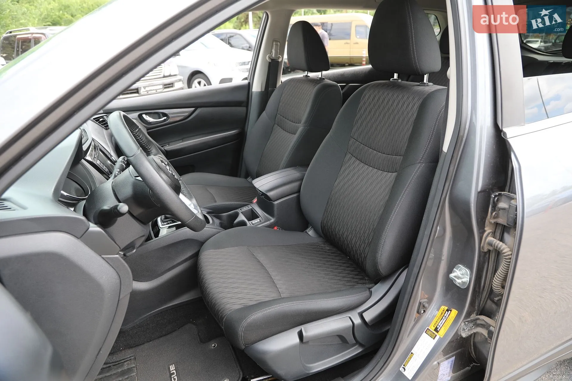 2019 Nissan Rogue - мініатюра 11