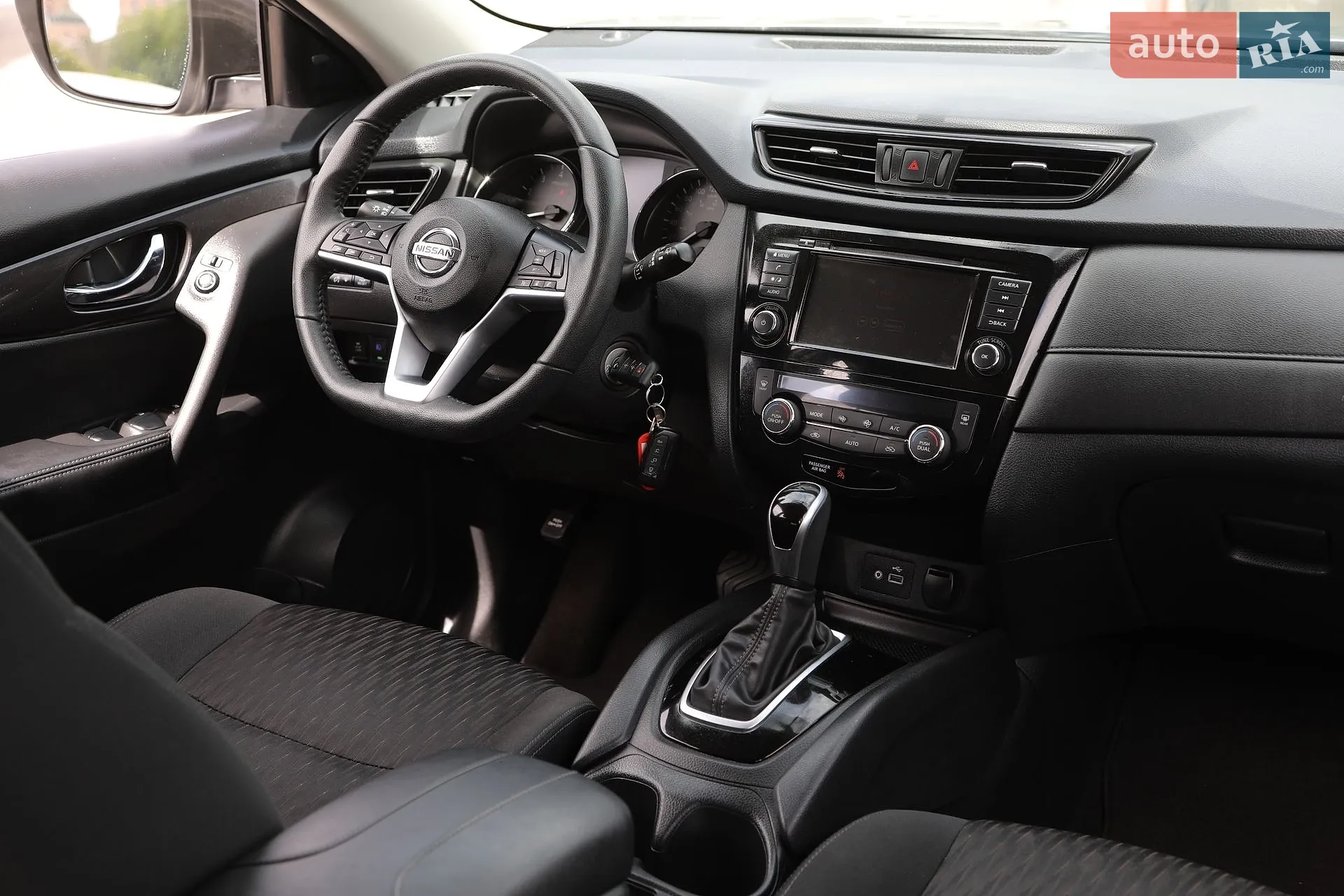 2019 Nissan Rogue - мініатюра 15