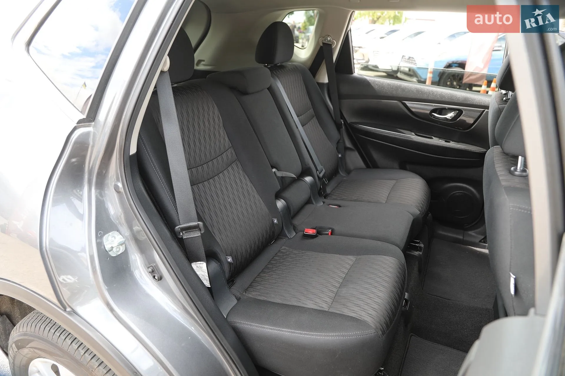 2019 Nissan Rogue - мініатюра 13