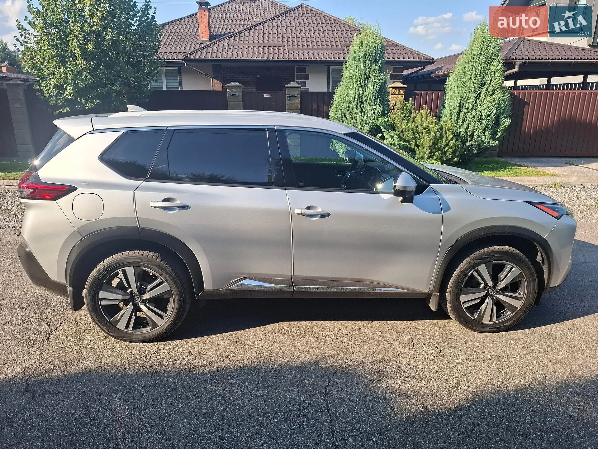 2021 Nissan Rogue - мініатюра 4