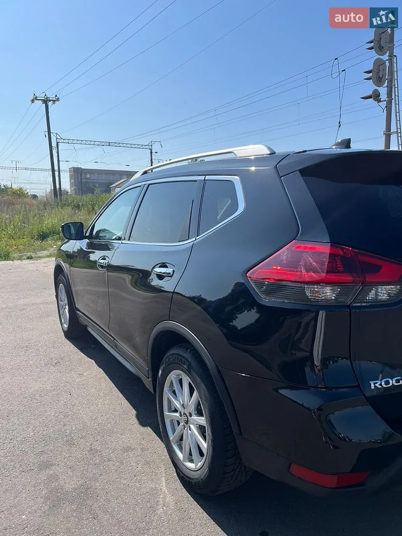 2017 Nissan Rogue - мініатюра 3