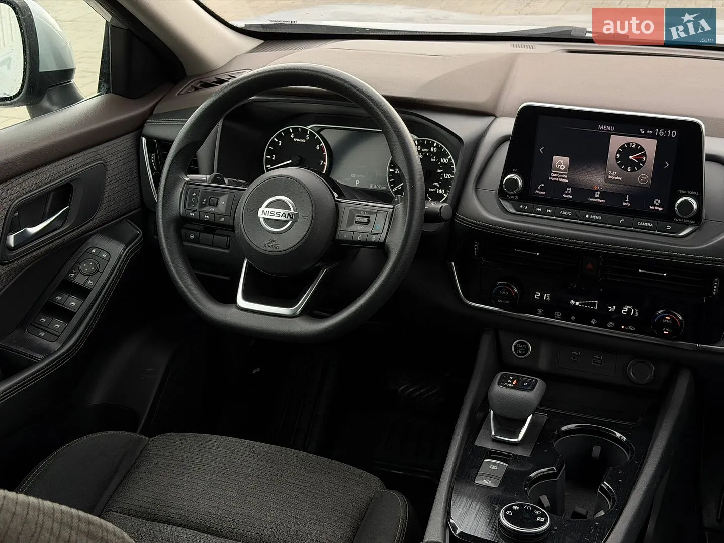 2021 Nissan Rogue - мініатюра 25