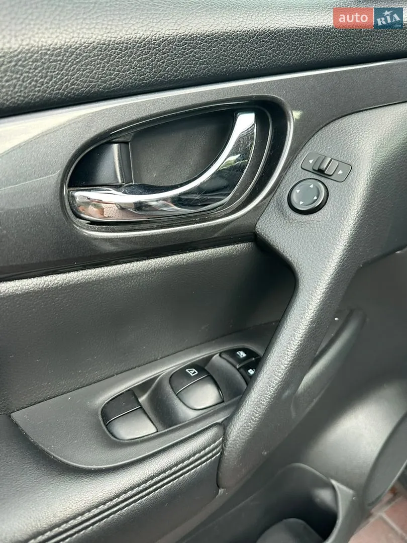 2016 Nissan Rogue - мініатюра 33