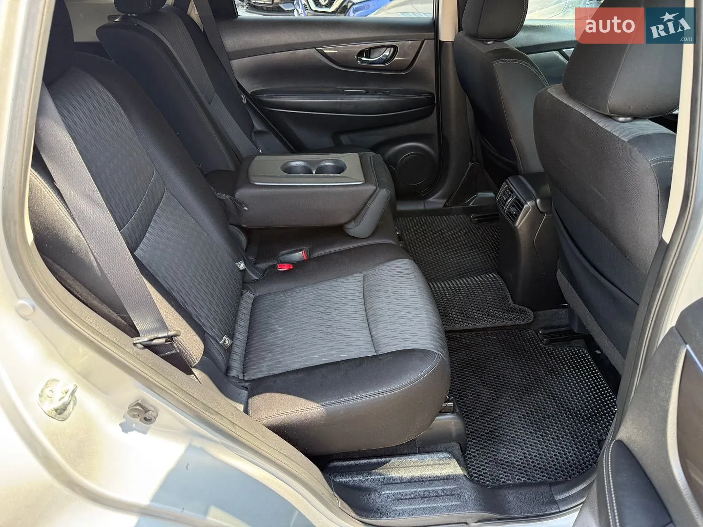 2018 Nissan Rogue - мініатюра 22