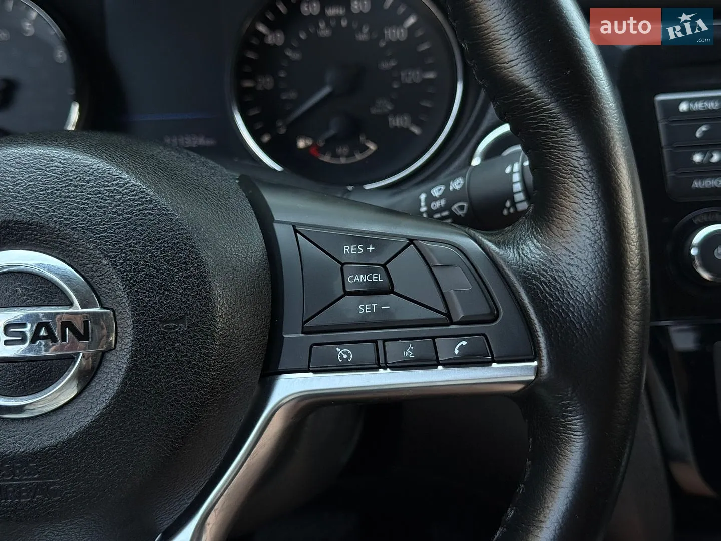 2018 Nissan Rogue - мініатюра 33