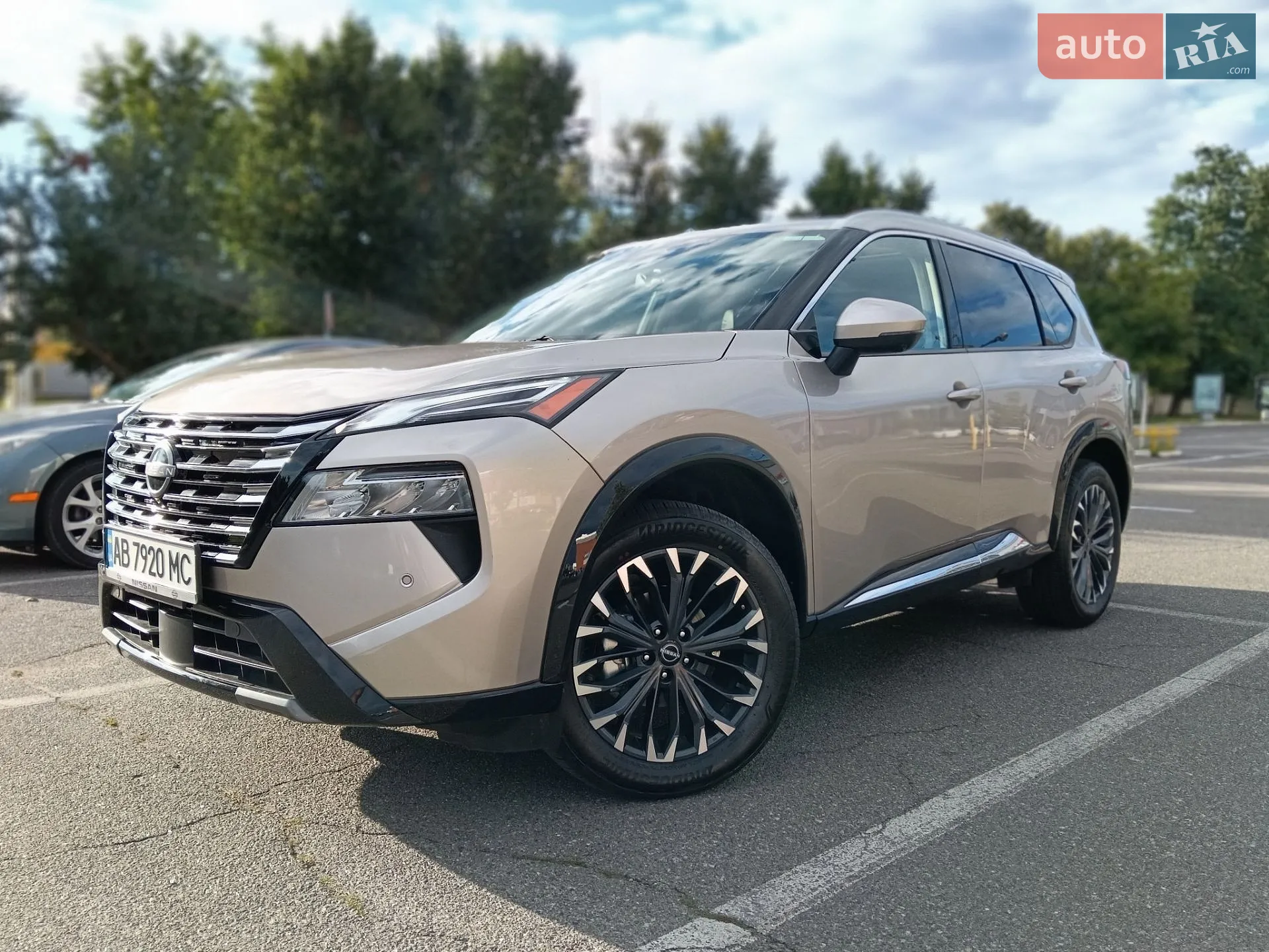 2025 Nissan Rogue - фото 1
