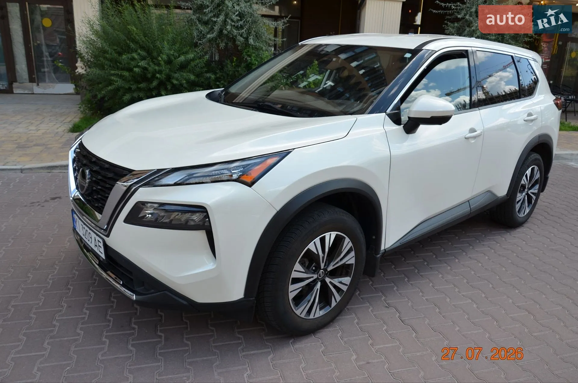 2021 Nissan Rogue - фото 1