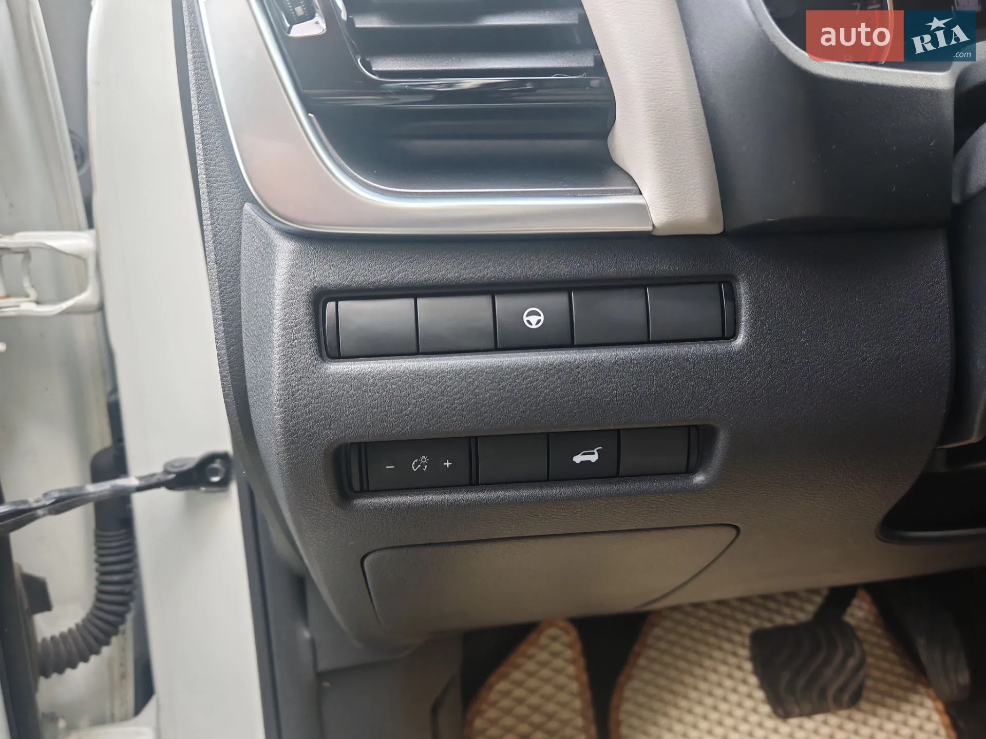 2020 Nissan Rogue - мініатюра 21