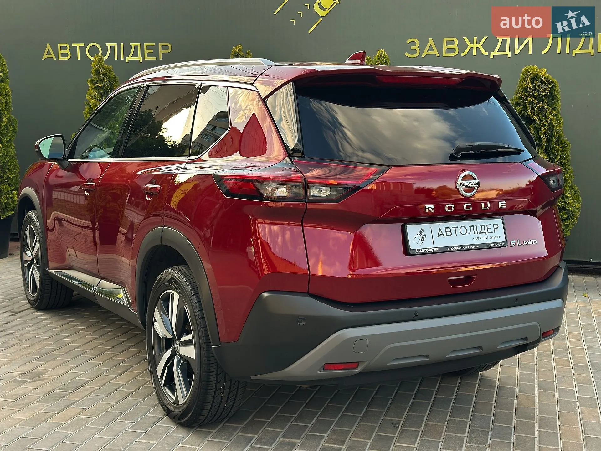 2021 Nissan Rogue - мініатюра 13