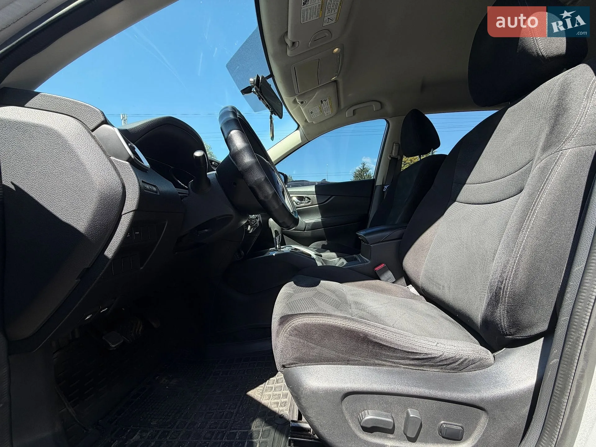 2014 Nissan Rogue - мініатюра 16