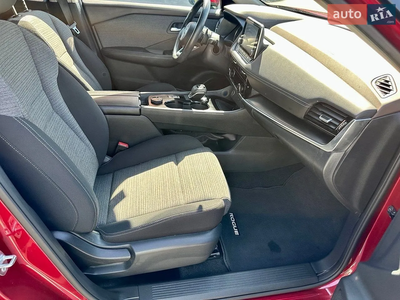 2021 Nissan Rogue - мініатюра 13