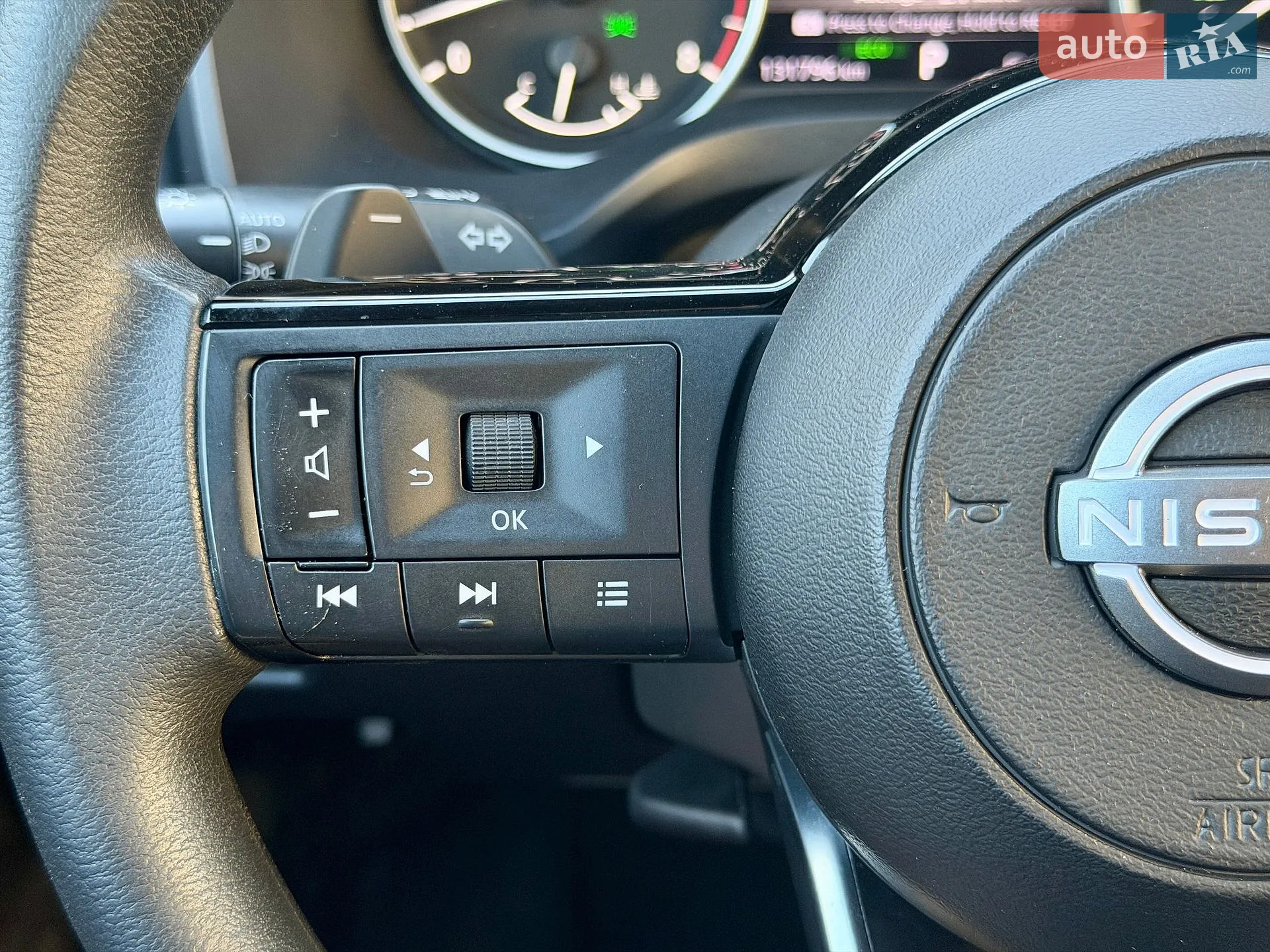 2020 Nissan Rogue - мініатюра 23