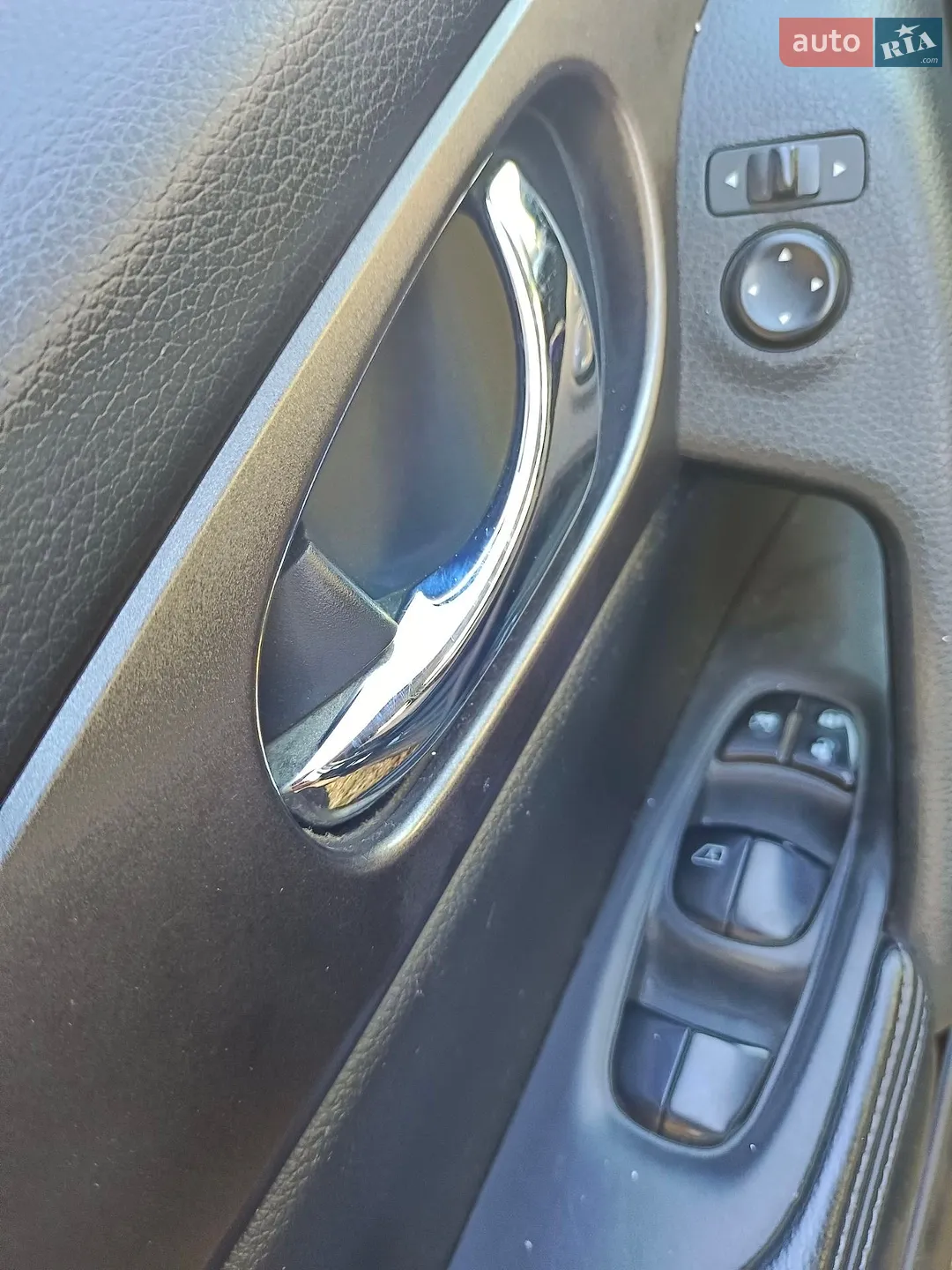 2015 Nissan Rogue - мініатюра 11