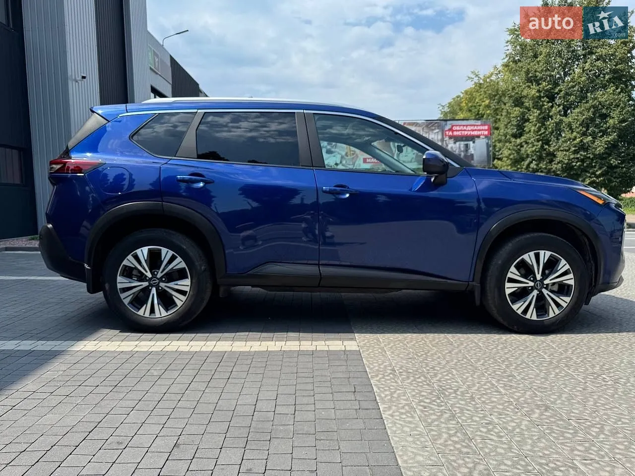2023 Nissan Rogue - мініатюра 2