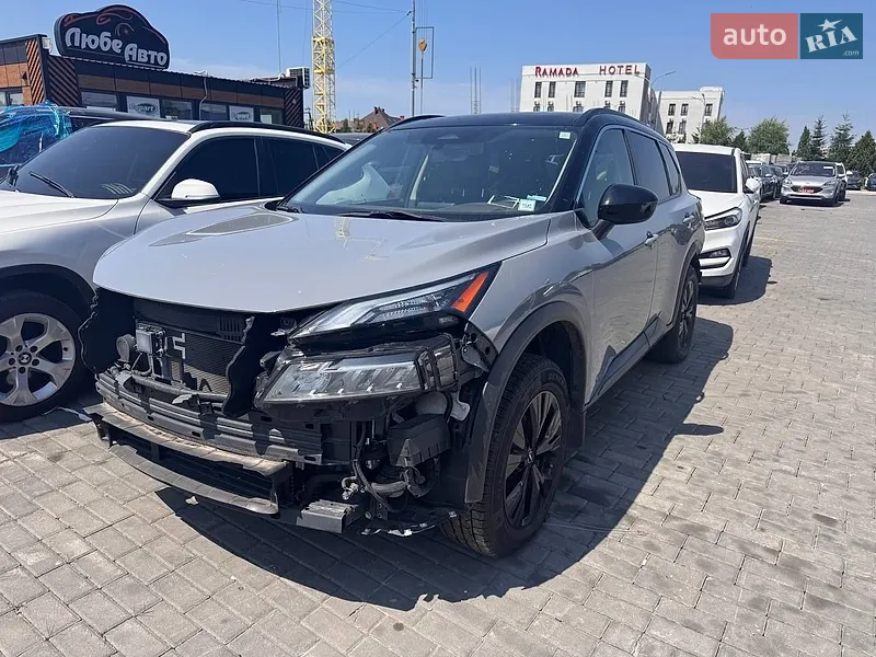 Nissan Rogue