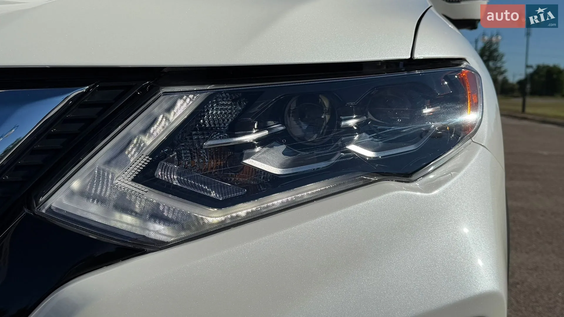 2016 Nissan Rogue - мініатюра 14