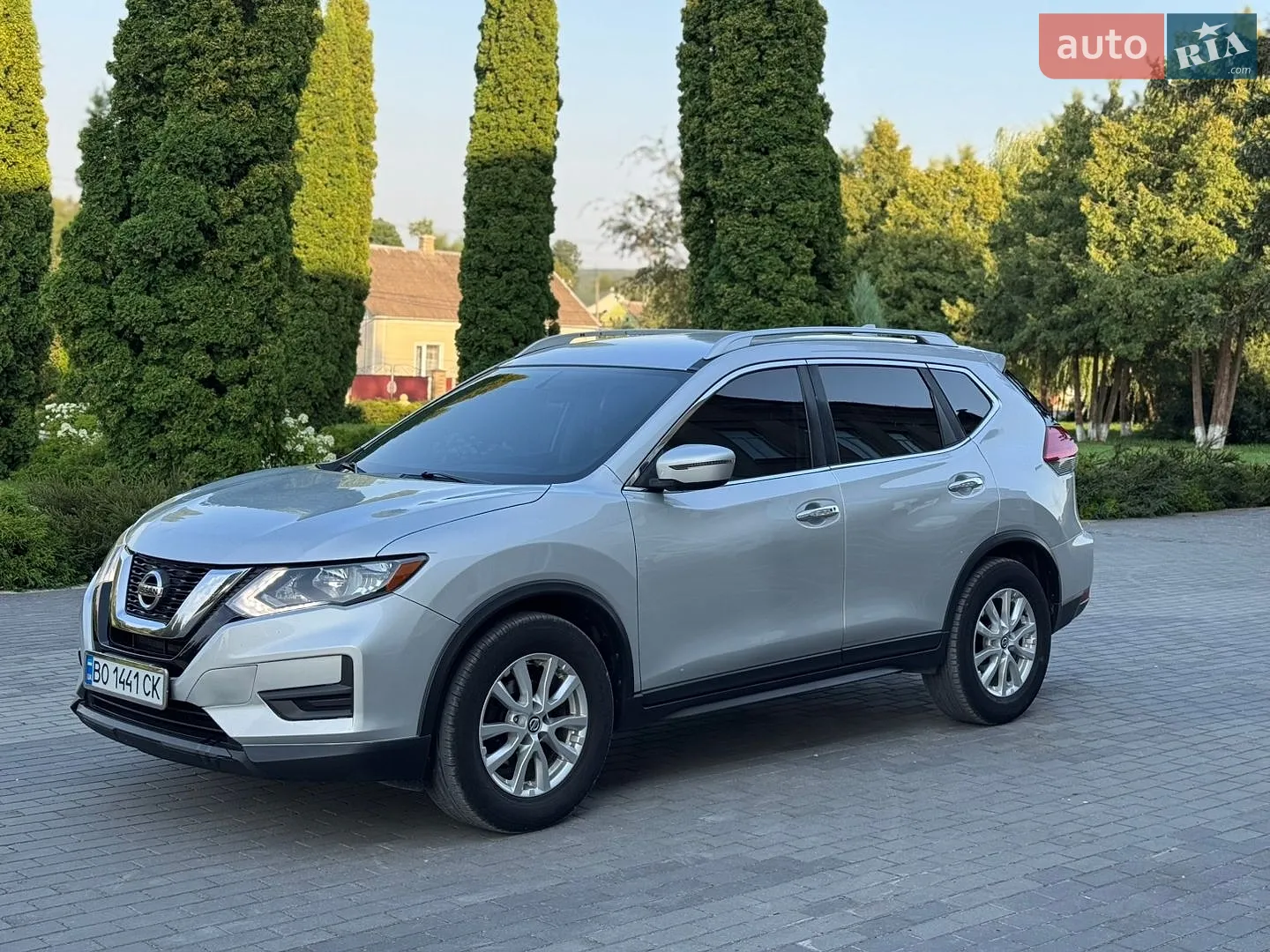 2016 Nissan Rogue - мініатюра 3