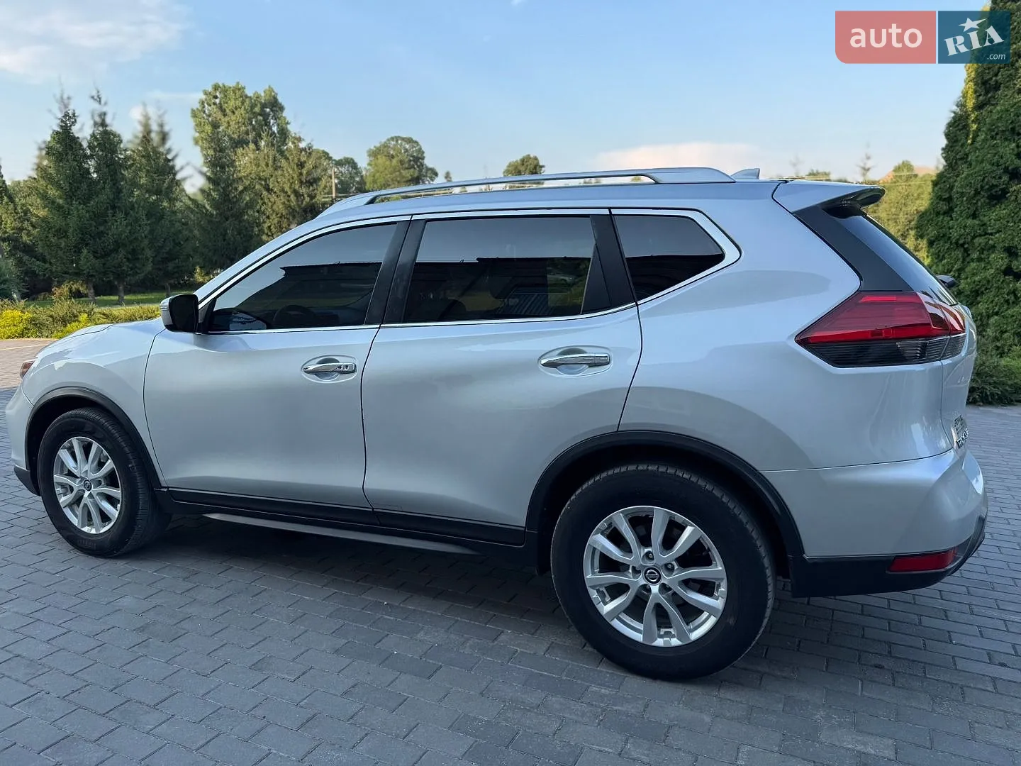 2016 Nissan Rogue - мініатюра 14