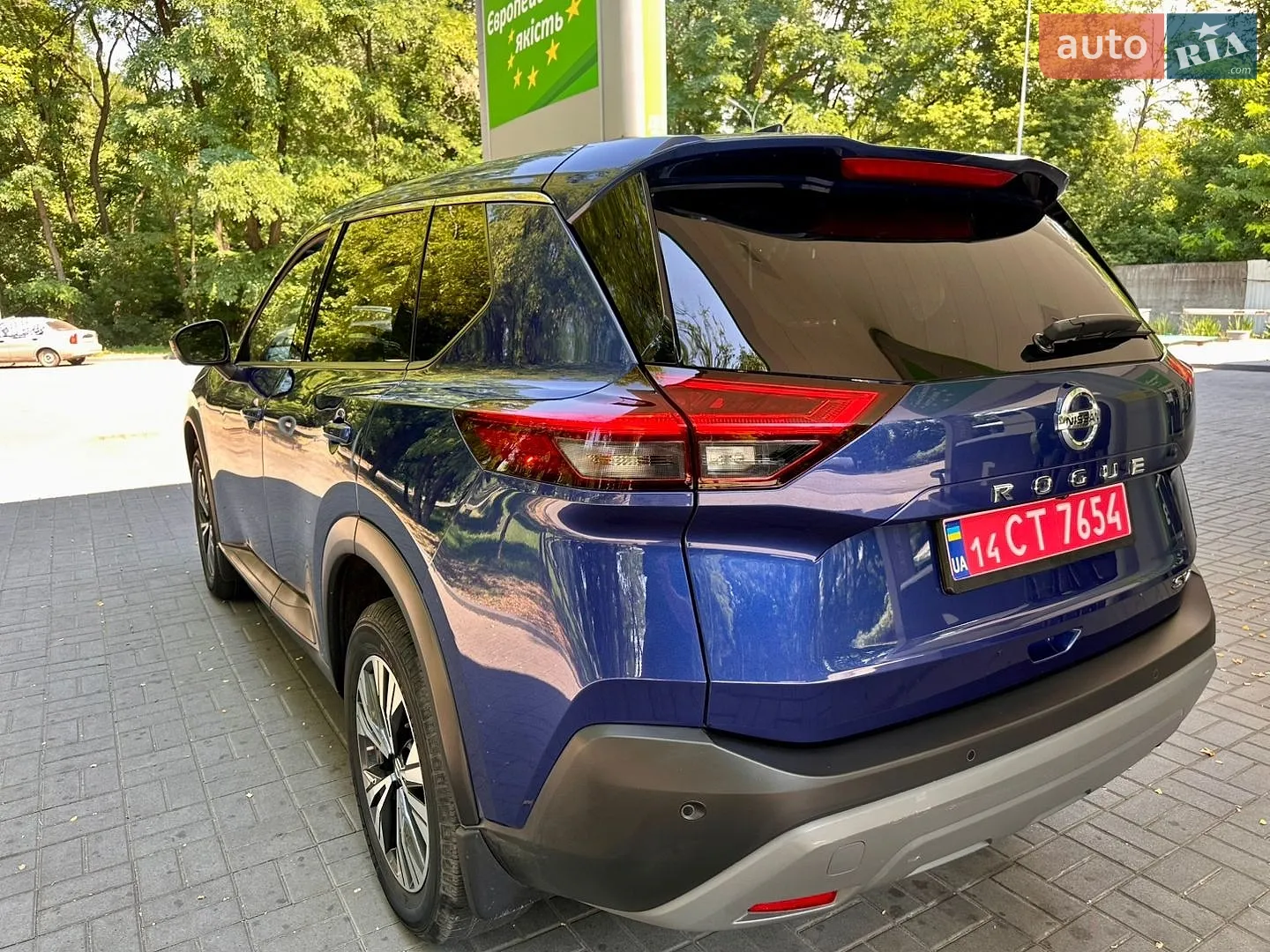 2021 Nissan Rogue - мініатюра 16