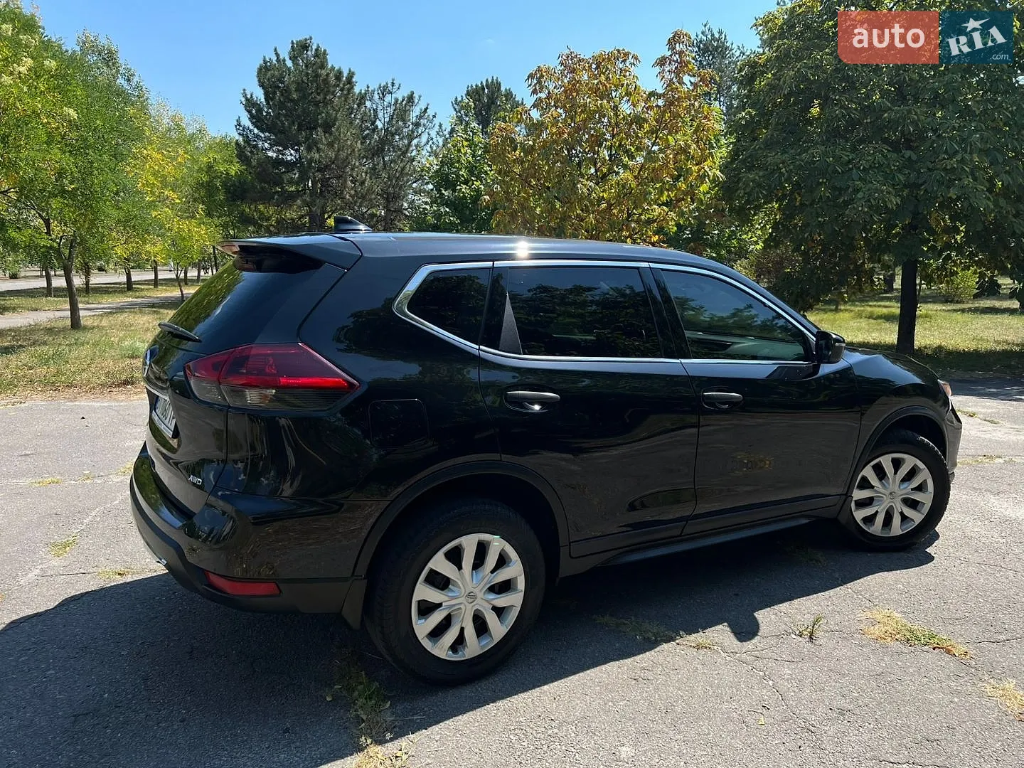 2018 Nissan Rogue - мініатюра 3