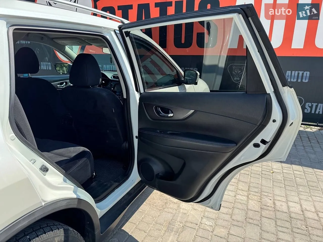 2016 Nissan Rogue - мініатюра 33