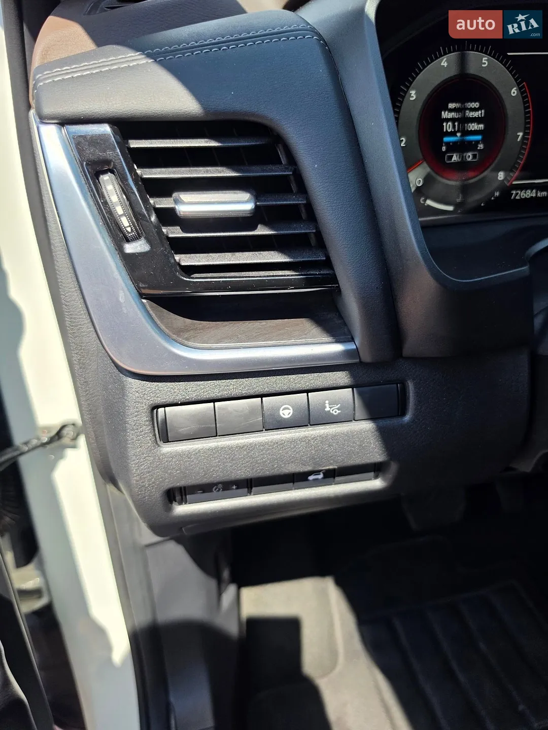 2021 Nissan Rogue - мініатюра 16