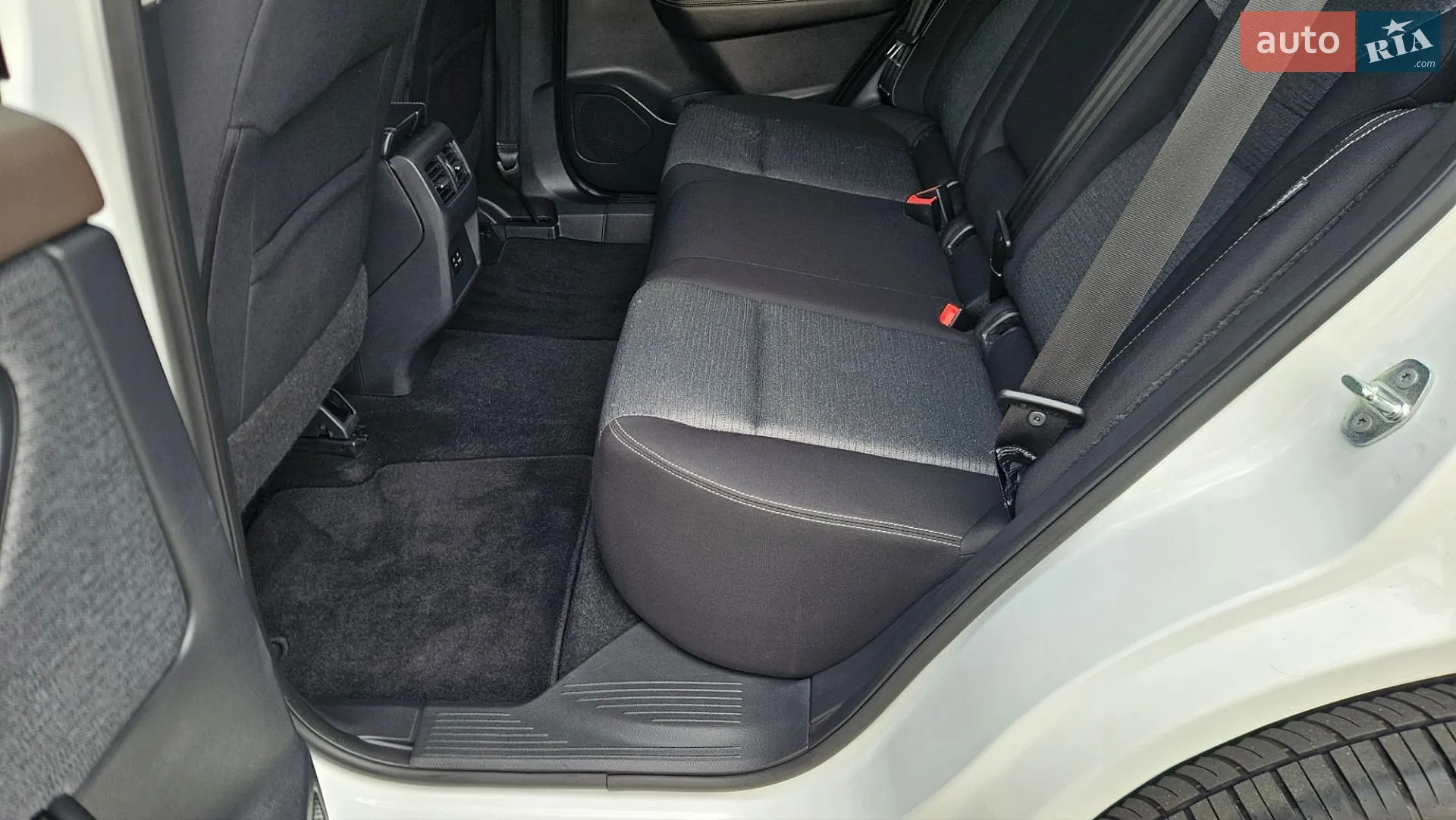 2021 Nissan Rogue - мініатюра 14