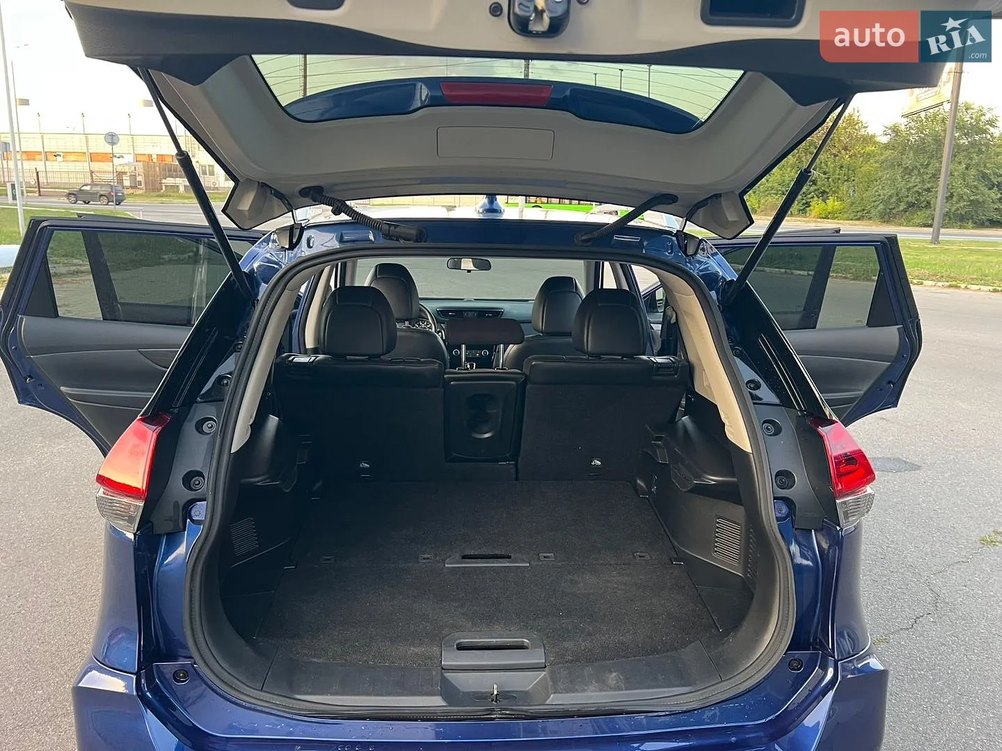 2017 Nissan Rogue - мініатюра 35