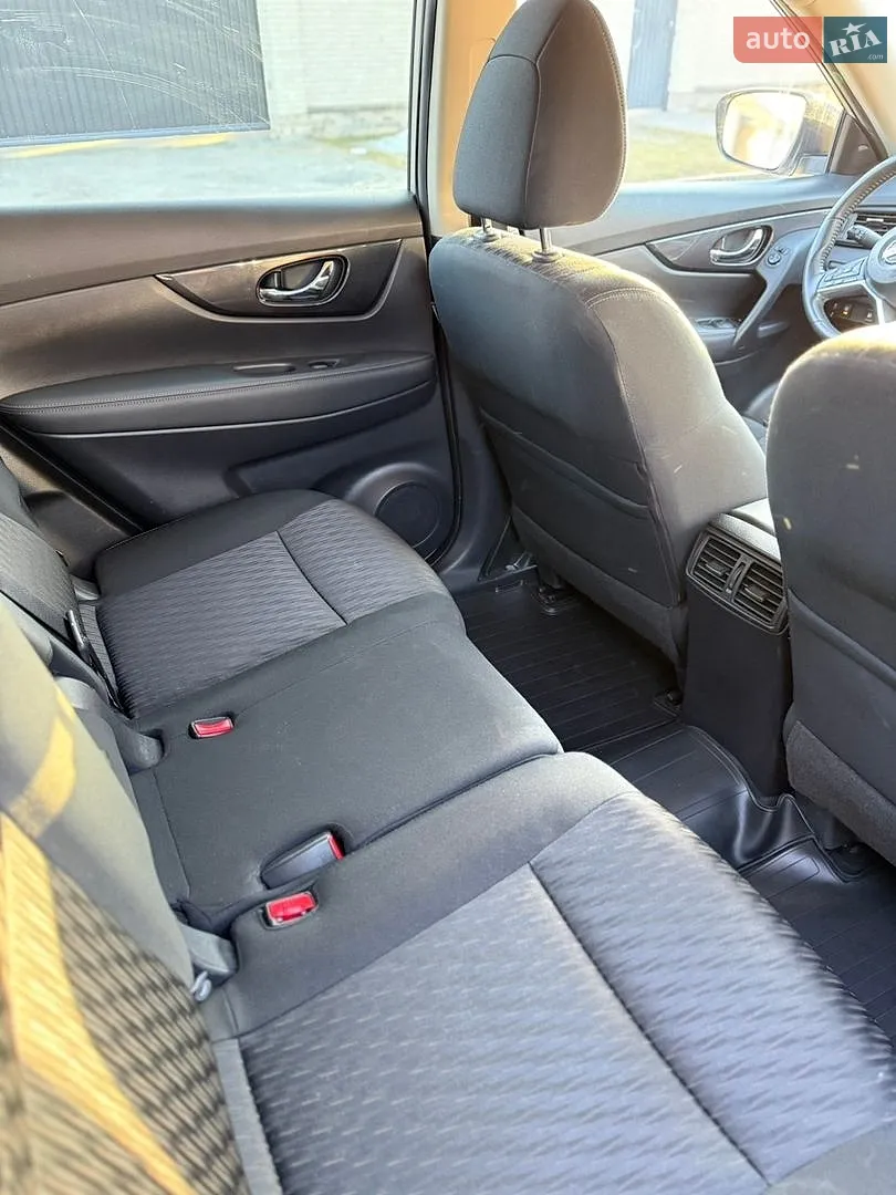 2019 Nissan Rogue - мініатюра 11