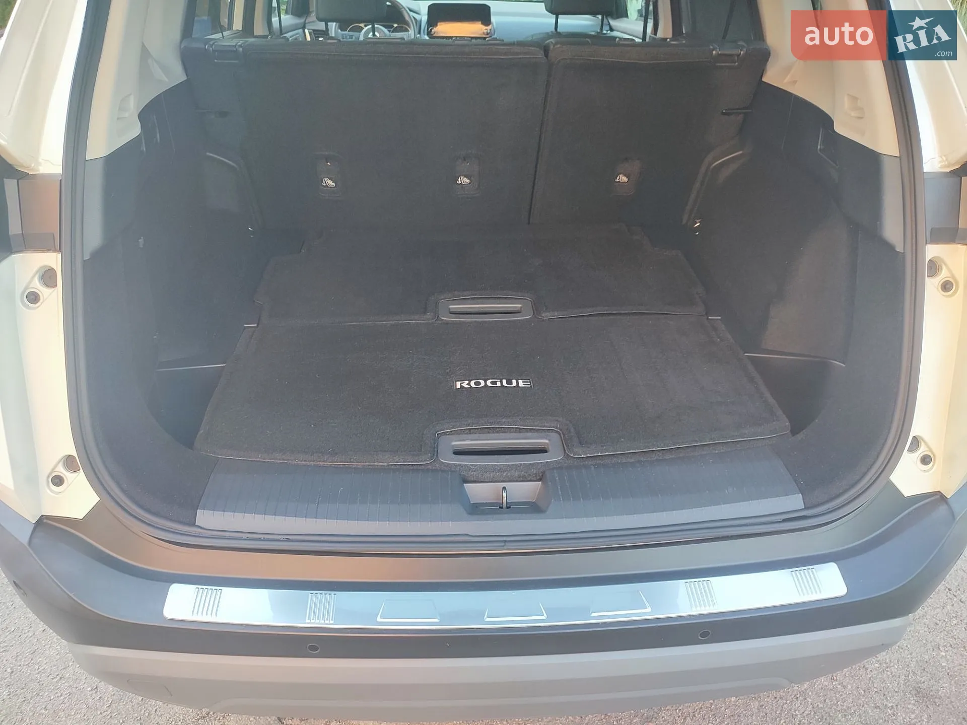 2021 Nissan Rogue - мініатюра 7