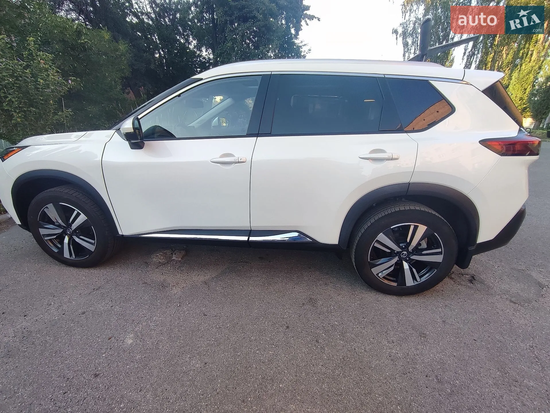2021 Nissan Rogue - фото 1