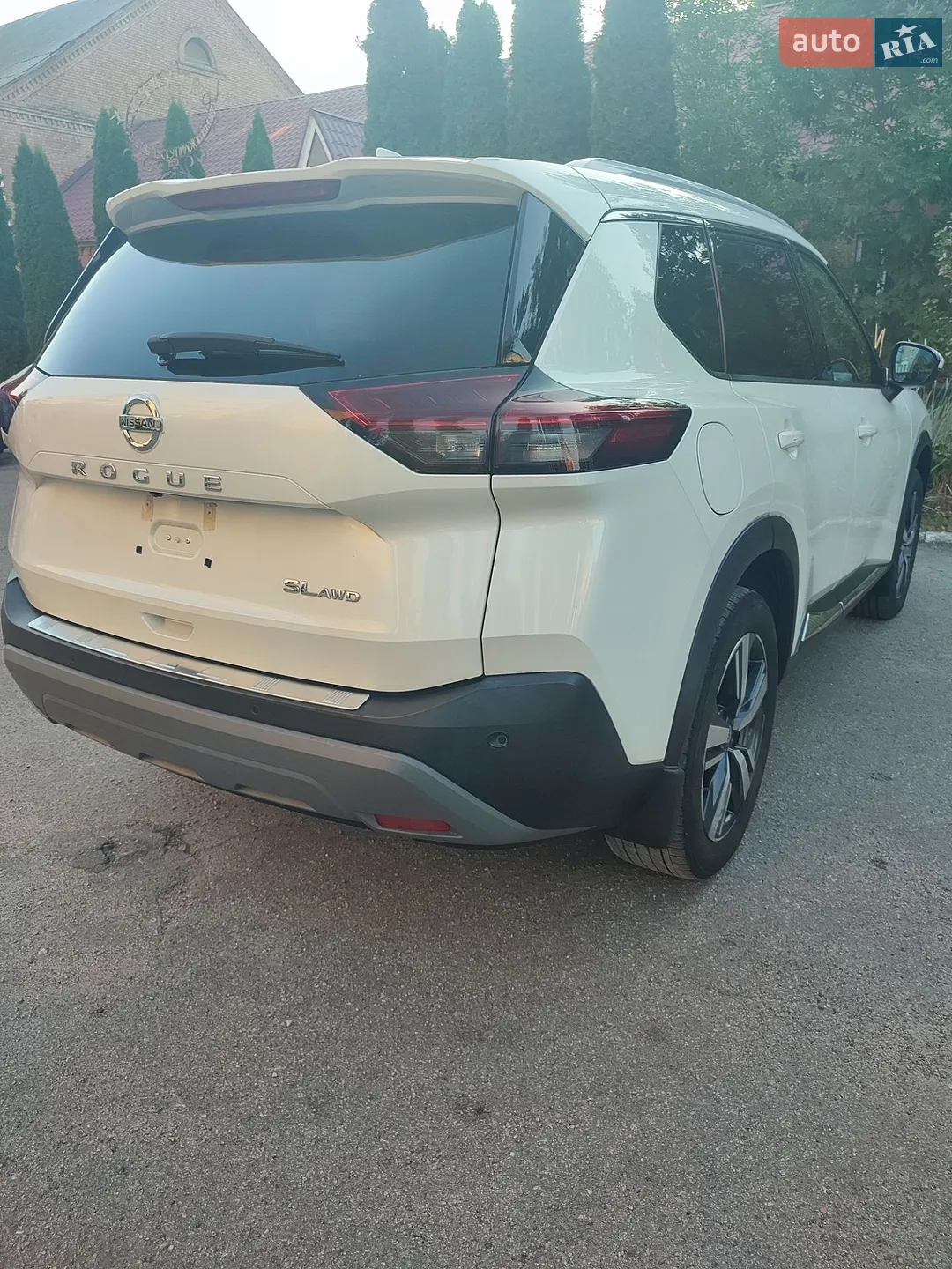 2021 Nissan Rogue - мініатюра 8
