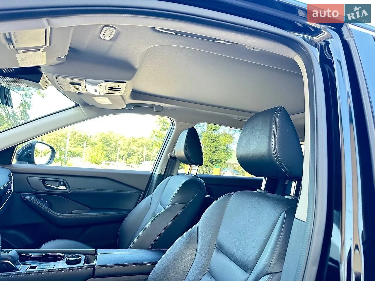 2022 Nissan Rogue - мініатюра 28