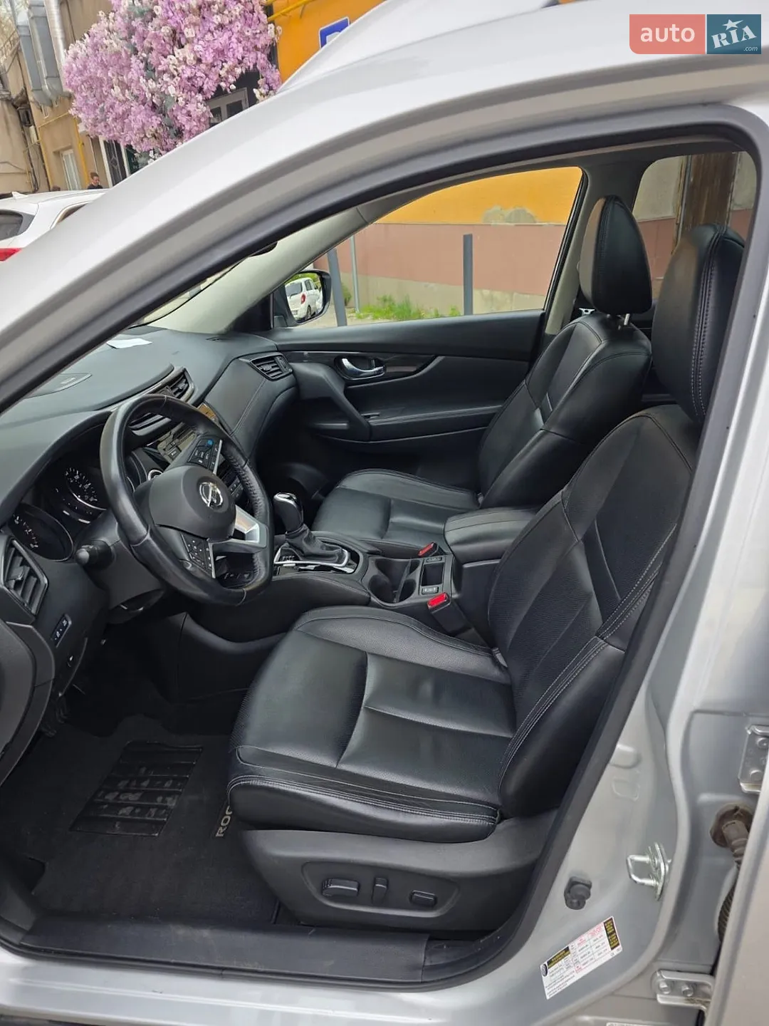 2018 Nissan Rogue - мініатюра 9