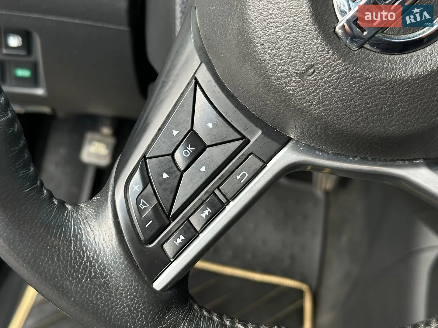 2018 Nissan Rogue - мініатюра 30