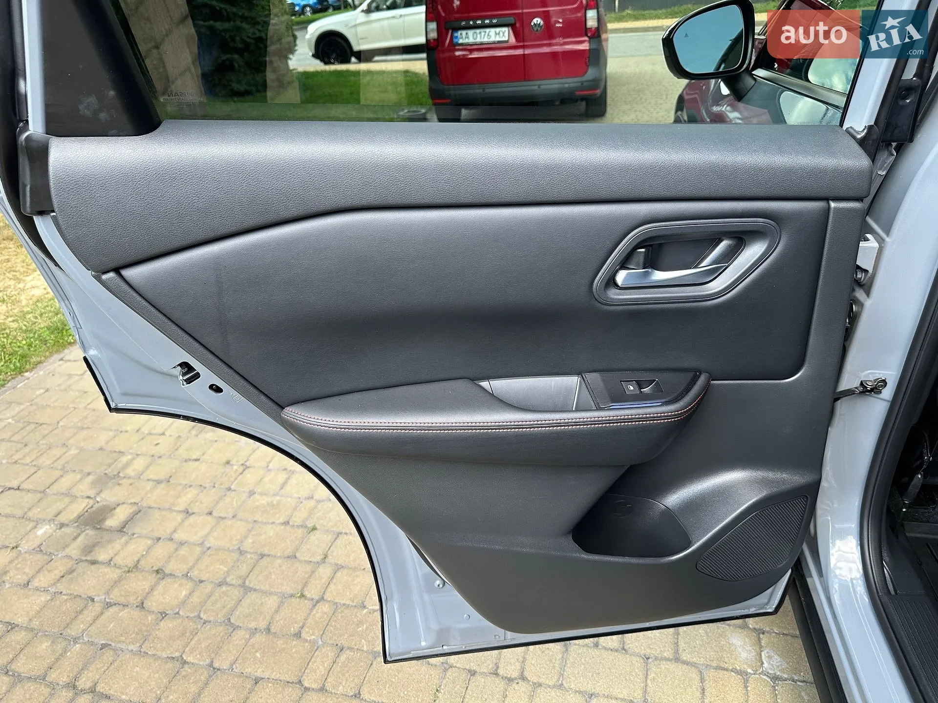 2025 Nissan Rogue - мініатюра 41