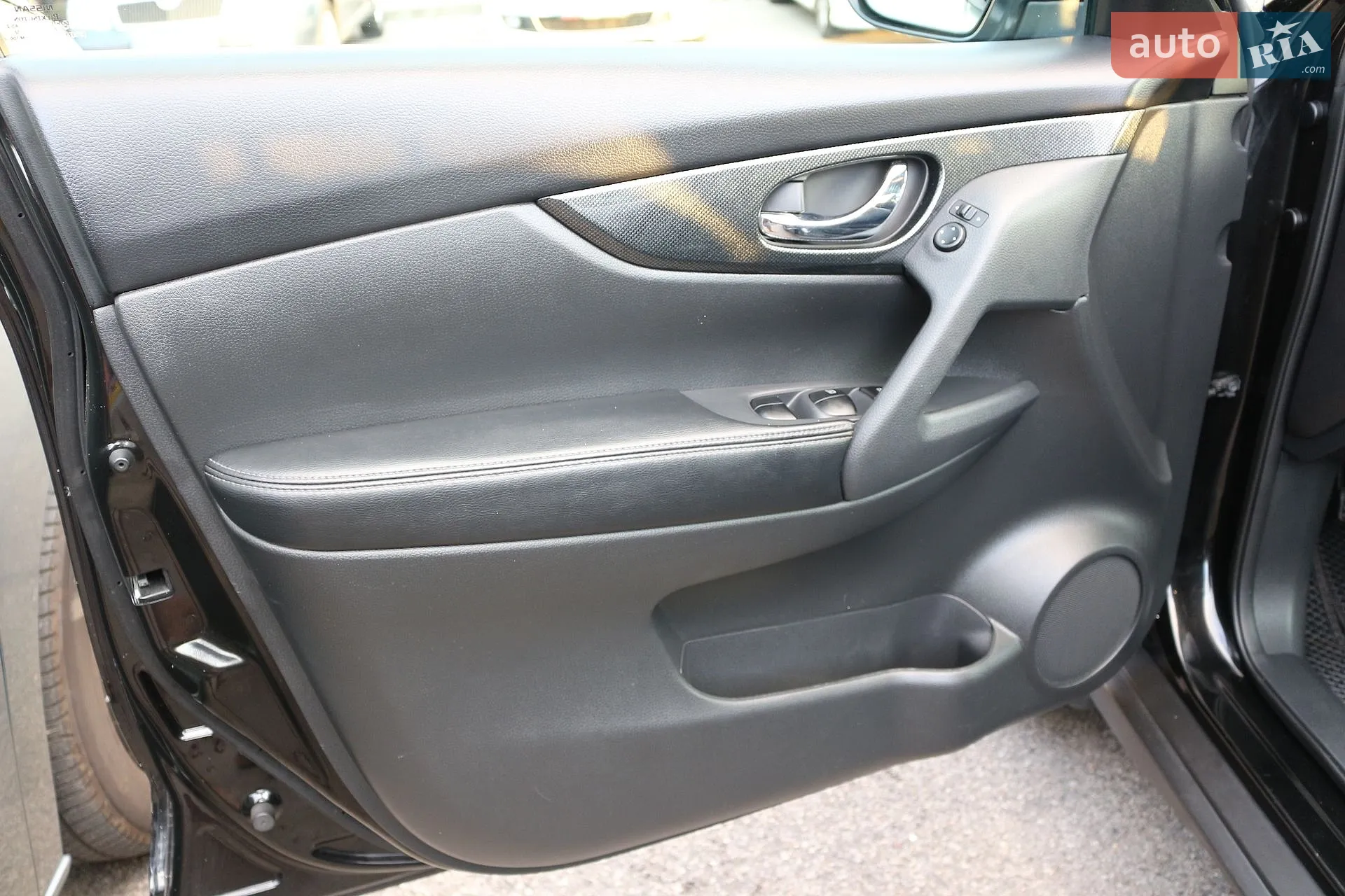 2016 Nissan Rogue - мініатюра 24