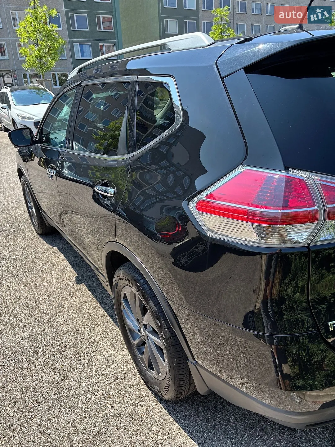 2016 Nissan Rogue - мініатюра 13