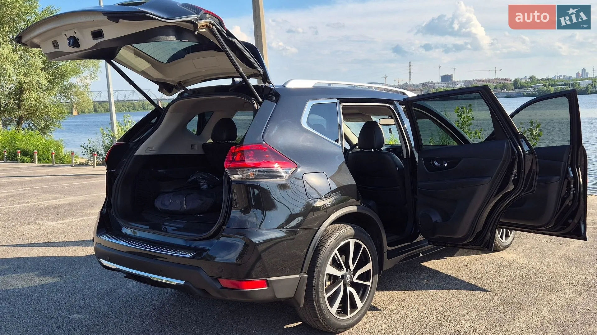 2019 Nissan Rogue - мініатюра 9