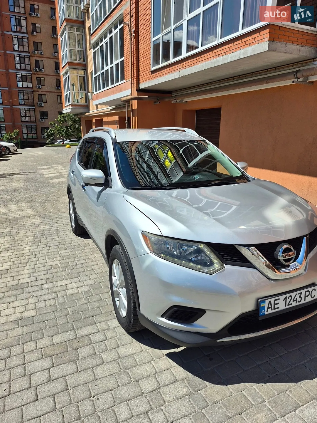 2015 Nissan Rogue - мініатюра 2
