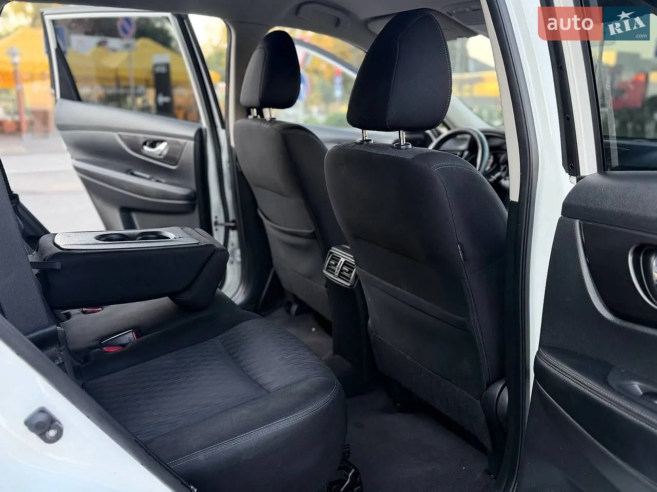 2018 Nissan Rogue - мініатюра 13